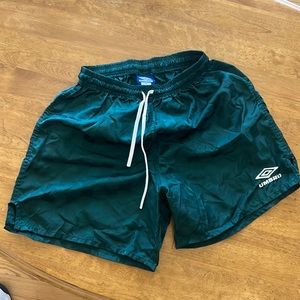 Umbro Green vintage 1990s shorts Men’s medium